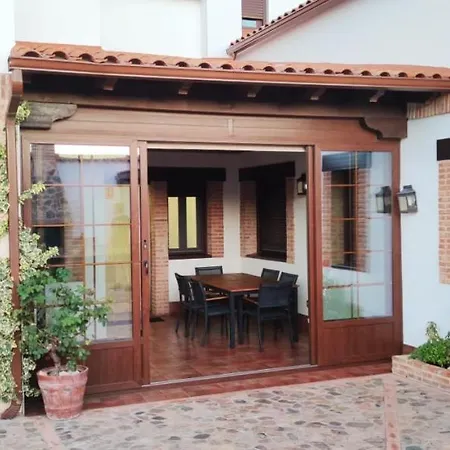 Holiday home La Casa De Elena *
